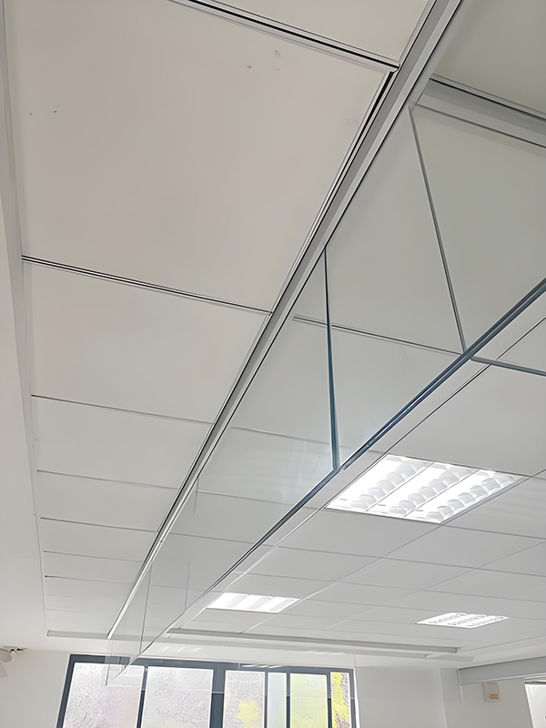 合水玻璃合水挡烟垂壁